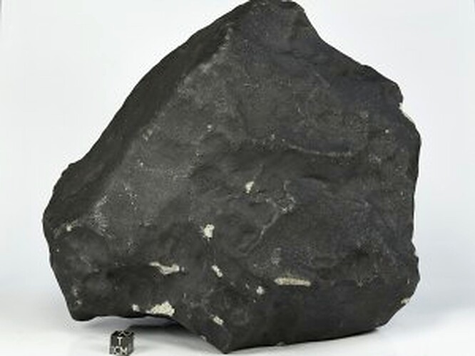 Featured source product photo