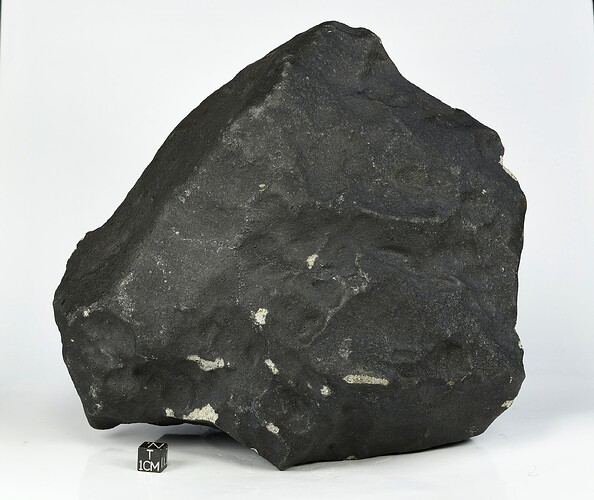 Featured source product photo